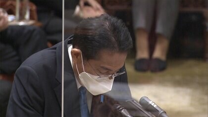 支持率が下がっている岸田さんは野党案を丸呑みするダメダメ総理なのだろうか