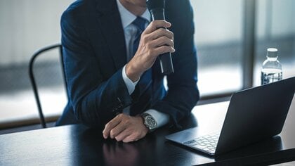 「暗号資産の民間セミナーの多くは怪しい」経済学者・髙橋洋一が指摘する60歳が理解すべき投資の本質と注意点