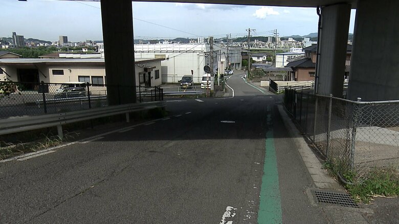 16歳男子高校生をひき逃げの疑いで小学校事務職員の女（28）逮捕…事件後も通常通り勤務　軽乗用車運転し自転車と衝突も立ち去る　大分市｜FNNプライムオンライン