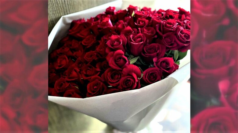 コロナ禍で結婚式を断念した男性が発注…特別な記念日に贈る「100本のバラ」注文続々　バラの産地の生花店｜FNNプライムオンライン