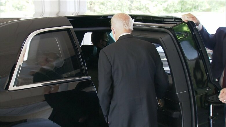 陛下は、面会後、バイデン大統領を見送られた