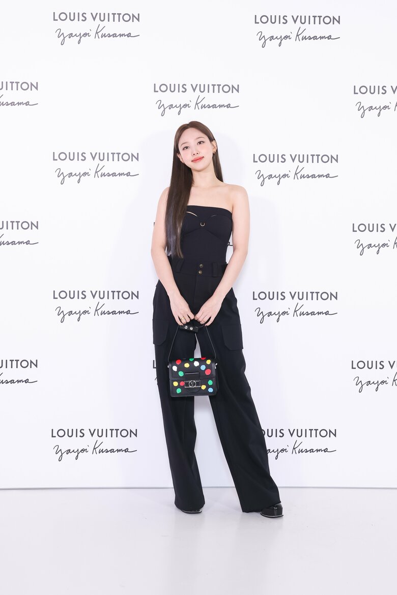 ナヨンさん　(C)LOUIS VUITTON