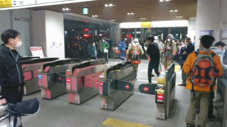 京王線放火刺傷事件　発生当時の現場（撮影：しずくβ）