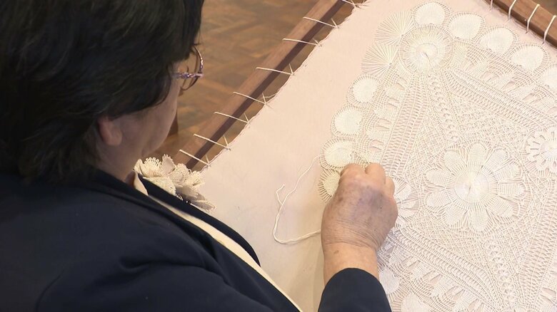 パラグアイ伝統のレース編み「ニャンドゥティ」