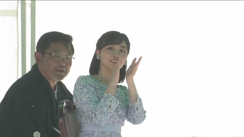 900年の伝統を持つ流鏑馬(やぶさめ)を視察される佳子さま