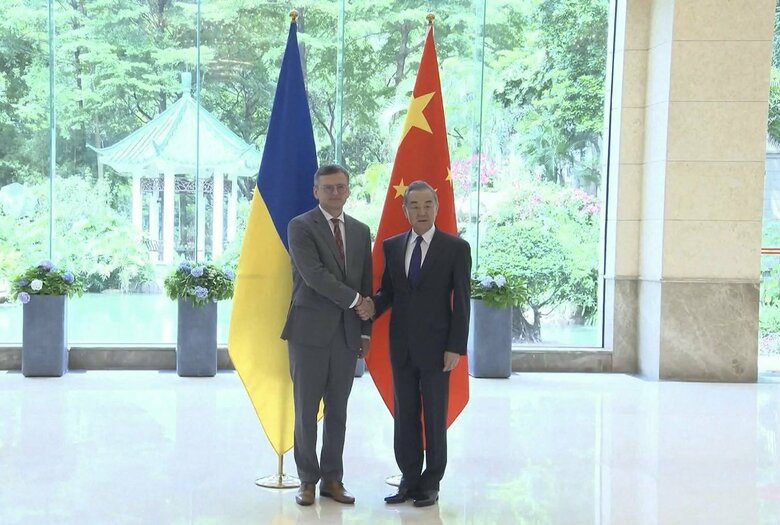 ウクライナ・クレバ外相と中国・王毅外相