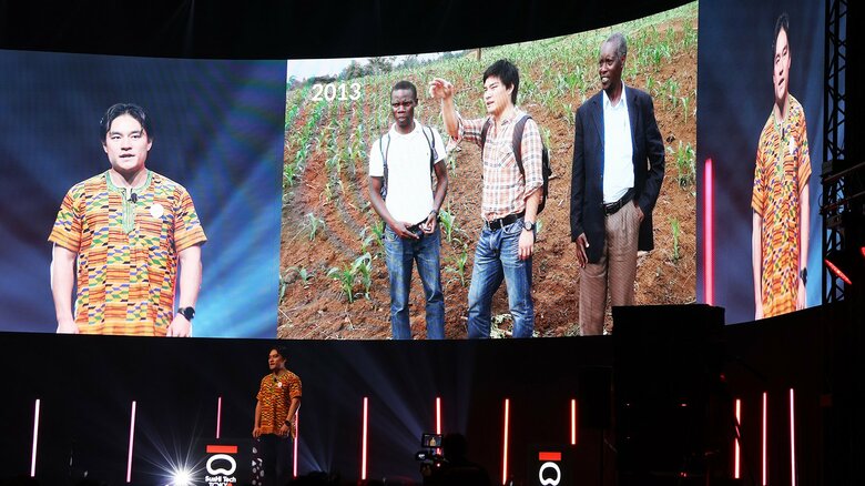 プレゼン冒頭、Degas設立の経緯を語る牧浦氏