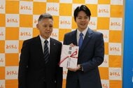 【北海道の若者の“海外挑戦”を応援】日糧製パンが「ほっかいどう未来チャレンジ基金」に寄付　累計759万円に　鈴木知事から感謝状〈北海道札幌市〉