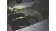 レクサス盗難の一部始終…防犯カメラ3台設置も2人組がわずか6分で盗み去る 犯行にドリル使用か
