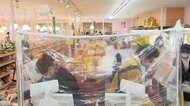 スーパー“入店人数制限”も 「大変な密」都知事も危機感