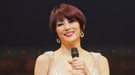 米倉涼子 胸元大きく開いたシースルードレスで妖艶に“ショータイム” 城田優との共通点は「体大きいけど気が小さい」