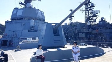 「ママは護衛艦の艦長です」家族に会えるのは年に5~6回 女性自衛官としての不安と母親としての誇り