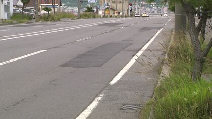 20代女性が乗用車にはねられ死亡～40歳運転手を過失運転致傷の疑いで現行犯逮捕「固いものに乗り上げ、確認したら人だった」女性が国道に倒れていたか〈北海道函館市〉