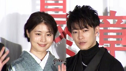 佐藤健 和装で“イケメン度”増加！有村架純の着物姿に「マスコットみたいでかわいい」