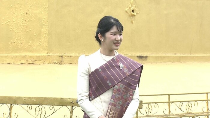 愛子さまが着用された民族衣装は国家主席夫人と副主席から贈られたもの