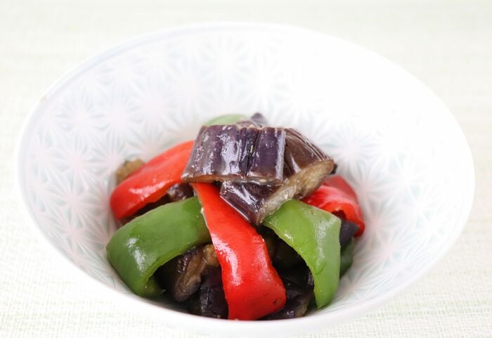 乱切りで冷凍すれば、なす味噌炒めなどにも