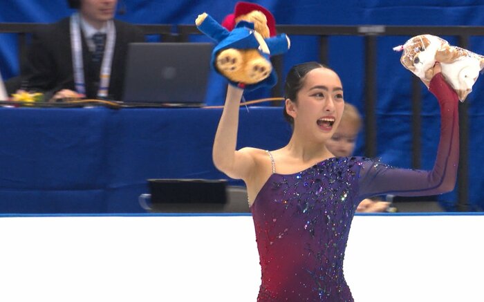 ショート演技後、うれしさを爆発させた
