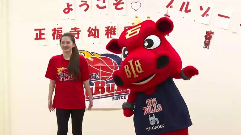 岩手ビッグブルズの専属チア、幼稚園でダンス教室　復興祈念試合をＰＲ　岩手県釜石市｜FNNプライムオンライン