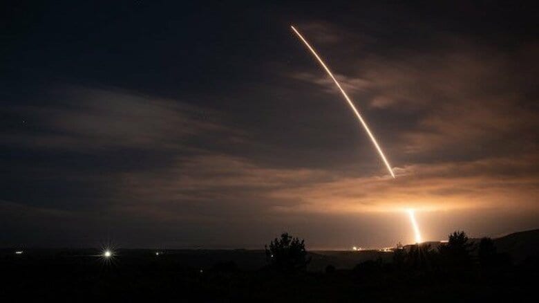 アメリカがICBM「ミニットマン3」発射実験　信頼性や精度を検証｜FNNプライムオンライン
