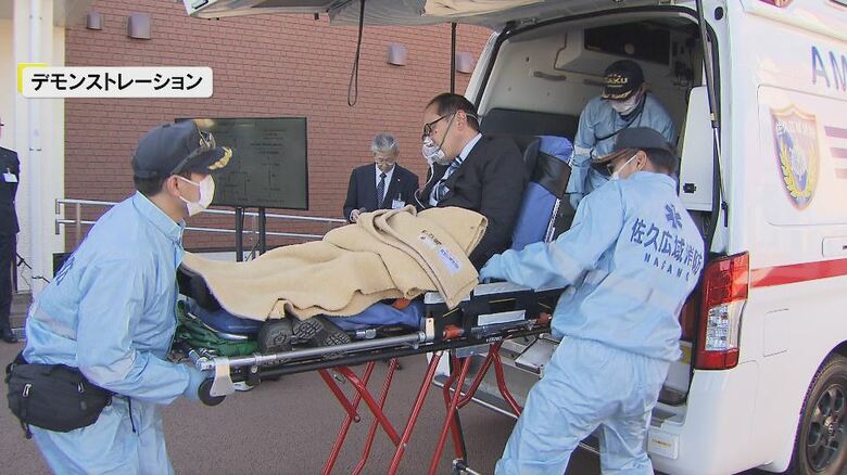 救急車での搬送時「マイナ保険証」で患者情報を把握　病院との連携スムーズに「マイナ救急」説明会｜FNNプライムオンライン