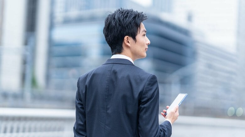 「我々は江戸時代の農民よりも重い年貢を払っている…」若者が“投資を選択しない未来はあり得ない“という日本の現実｜FNNプライムオンライン