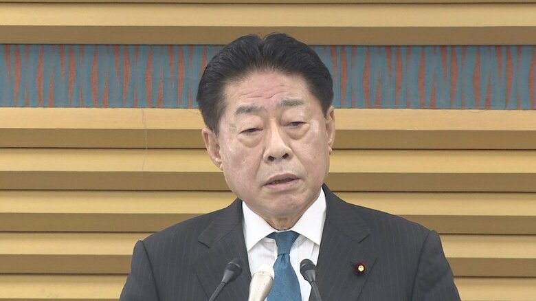 会見で「(同性婚は)憲法改正しないとだめだという趣旨ではない」と述べた公明・北側副代表(9日)
