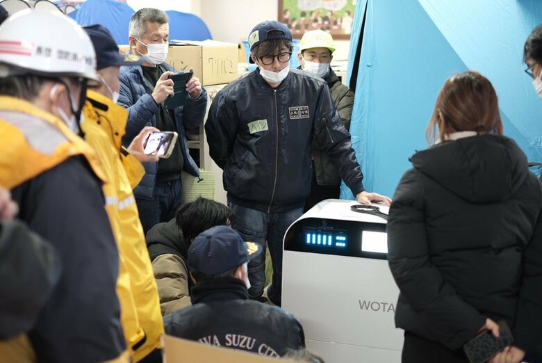 現地の人たちに運用を依頼
