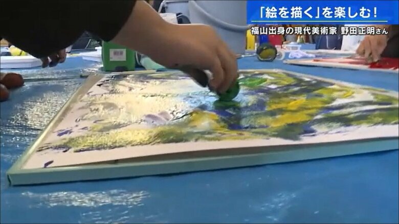 子どもたちは道具を駆使して自由に描く