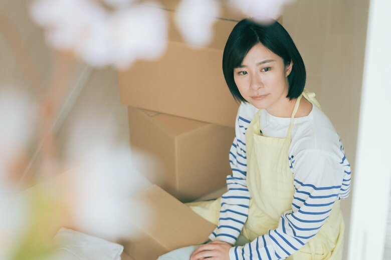 なかなか進まない実家の片付け（画像はイメージ）