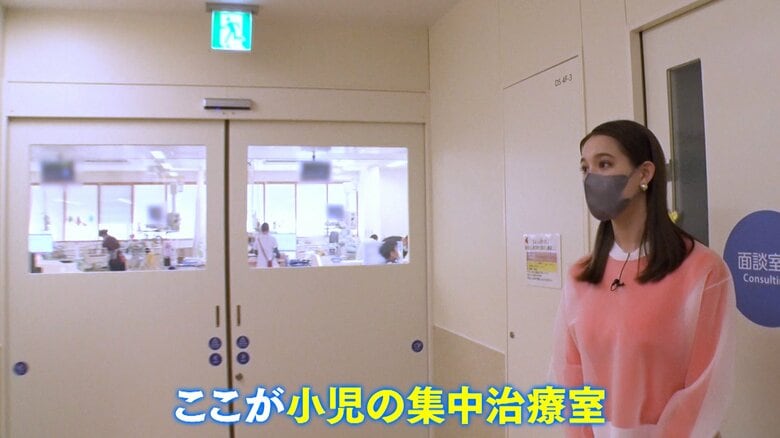 中が見える扉の向こうがPICU