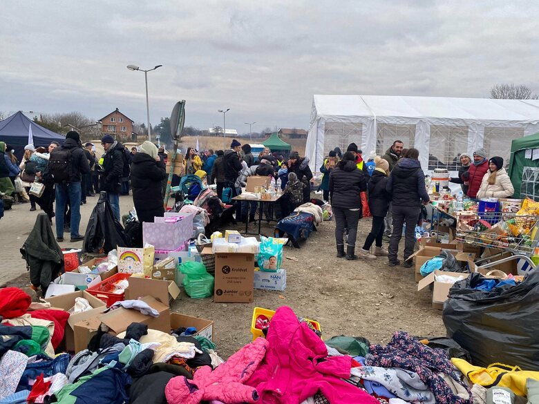 メディカはボランティアによる避難民支援の最前線だ