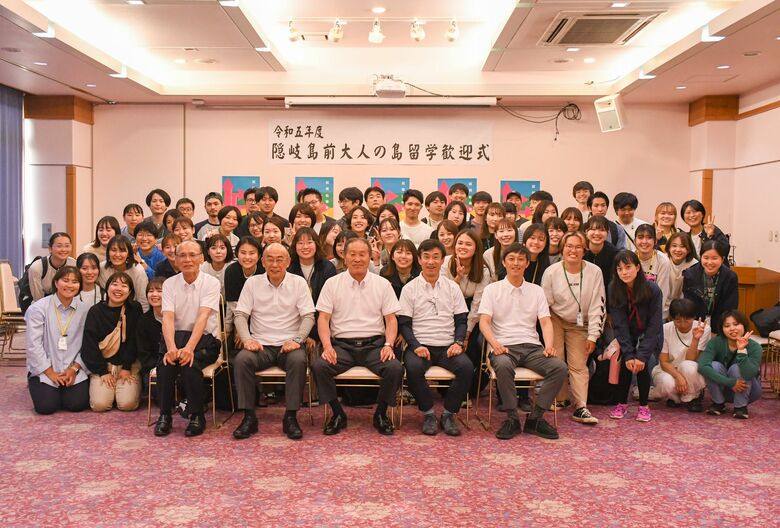 大人の島留学は今年4月に65人を受け入れた