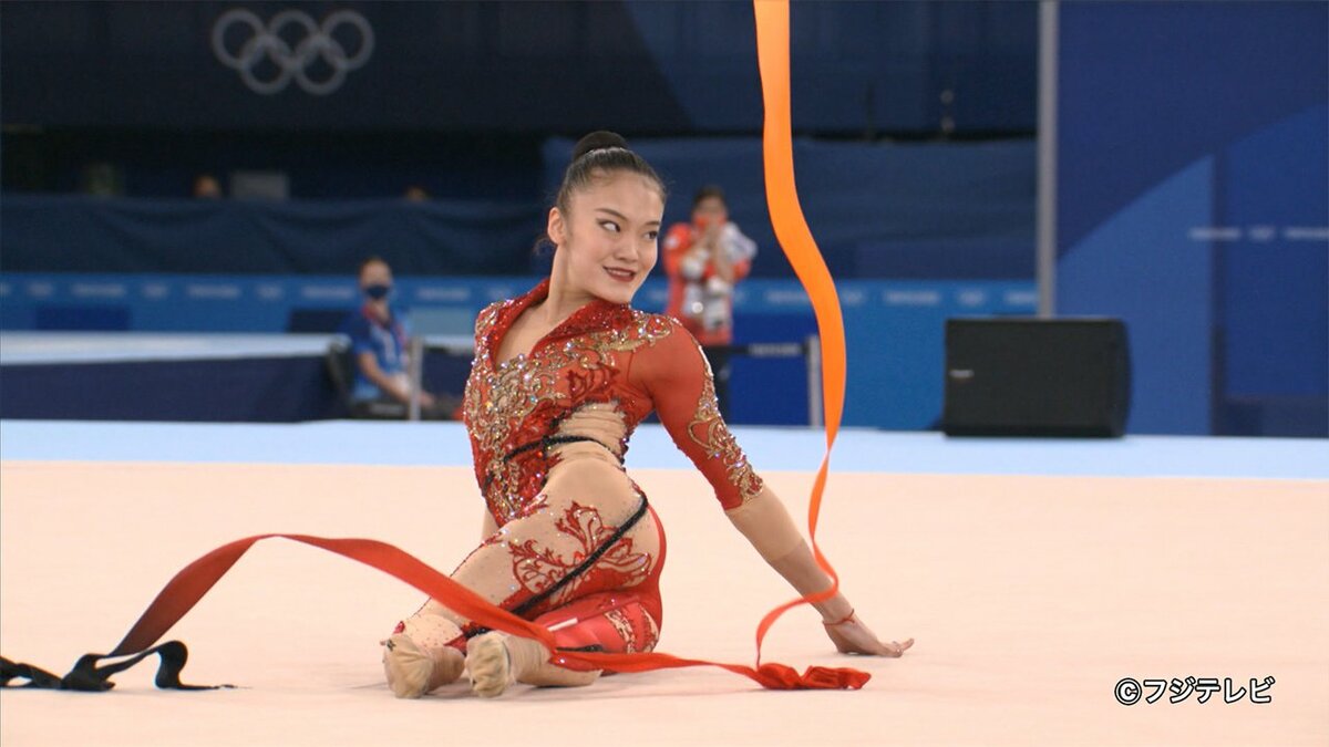 新体操 フェアリージャパン 大舞台で華麗な演技も