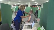 80歳以上の抗体保有率40%に 英政府発表