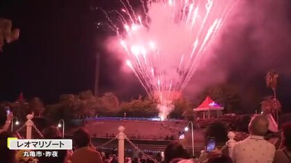 夜空彩る約３２００発の花火…丸亀市のレオマリゾートで花火やドローンショー【香川】