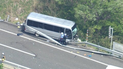 高校生の遺族「深い悲しみの中にいる」　常磐道・部活遠征バス事故　68歳運転手知る人「杖ついて脚悪かった、なんでそんな人が」