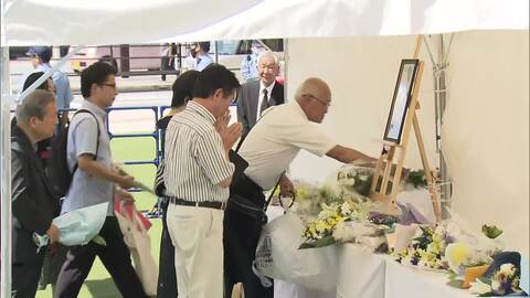 安倍元総理銃撃事件から4年　妻の昭恵さん「思い出さない日はないですね」　現場の献花台に手を合わせる人相次ぐ