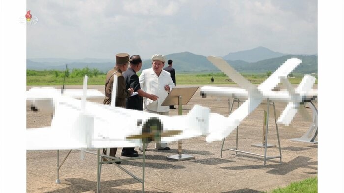 北朝鮮メディアが8月に公開した2種類の新型ドローン