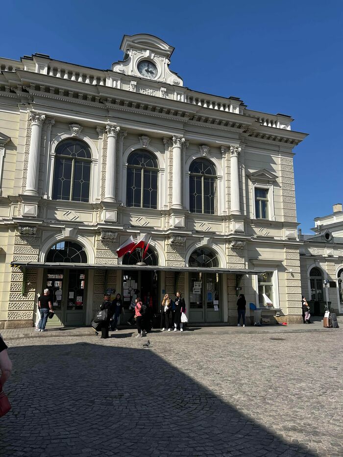 プシェミシル駅はウクライナ国境近くの鉄道の拠点