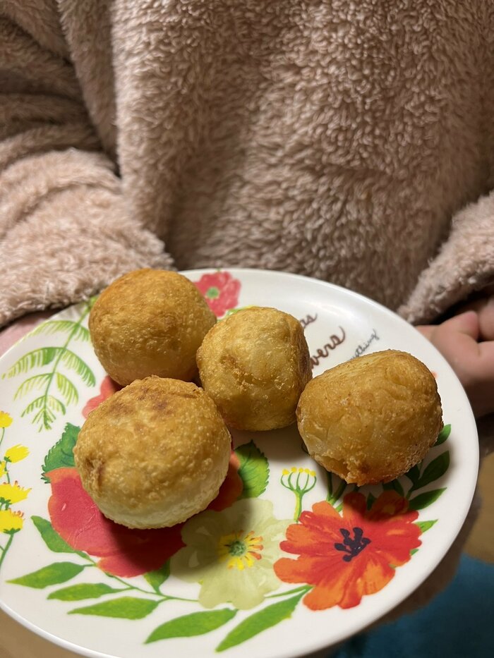 息子さんとお姉ちゃんが一緒に作ったという「チーズボール」