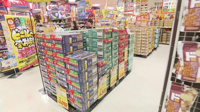 値上げ前の駆け込み需要を見越して、売り場を拡充