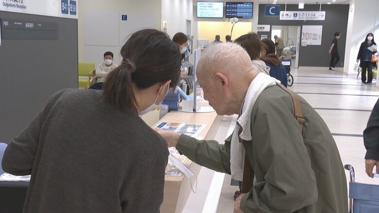 「マイナ保険証」移行初日 「知らなかった人」「暗証番号を忘れた人」病院の窓口は混雑｜FNNプライムオンライン