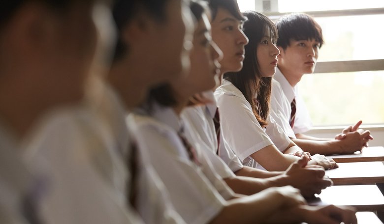 「隣の学校の感染状況がわからない」教育デジタル化の1丁目1番地は?