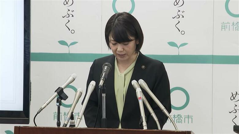 定例記者会見に臨む前橋市の小川市長　10月6日