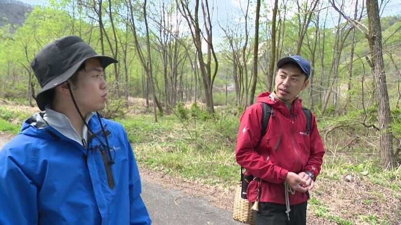 おたり自然学校 校長・大日方冬樹さん（右）