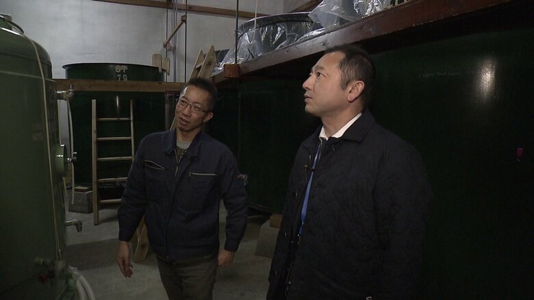 「酒蔵は大きな価値であり地域の財産」と語る中田建設の中田光専務（右）