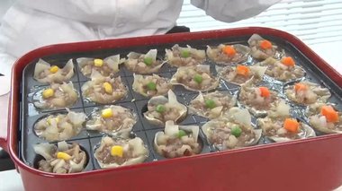 たこ焼き器を使ったアレンジ料理が話題…唐揚げ・シューマイなど焼く+揚げる+蒸す機能で簡単に美味しく