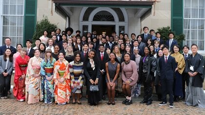 日米新成人が晴れ着姿で…ワシントンで初の「成人式」　「日米の架け橋になっていきたい」日本語を学ぶ20歳の訴え