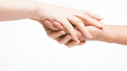 「頼るところから人的ネットワークが生まれる」現役医師がすすめる頑張りすぎないための3つの“受援力”ステップ