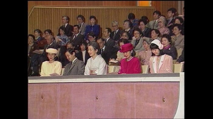 演奏会を鑑賞される皇后さまと皇太子ご夫妻、清子さま、秋篠宮妃紀子さま（平成7(1995)年12月）